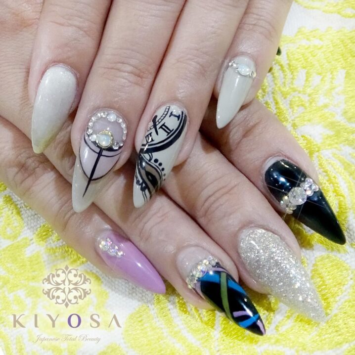 intricate nail art with nail extensions at kiyosa makati salon